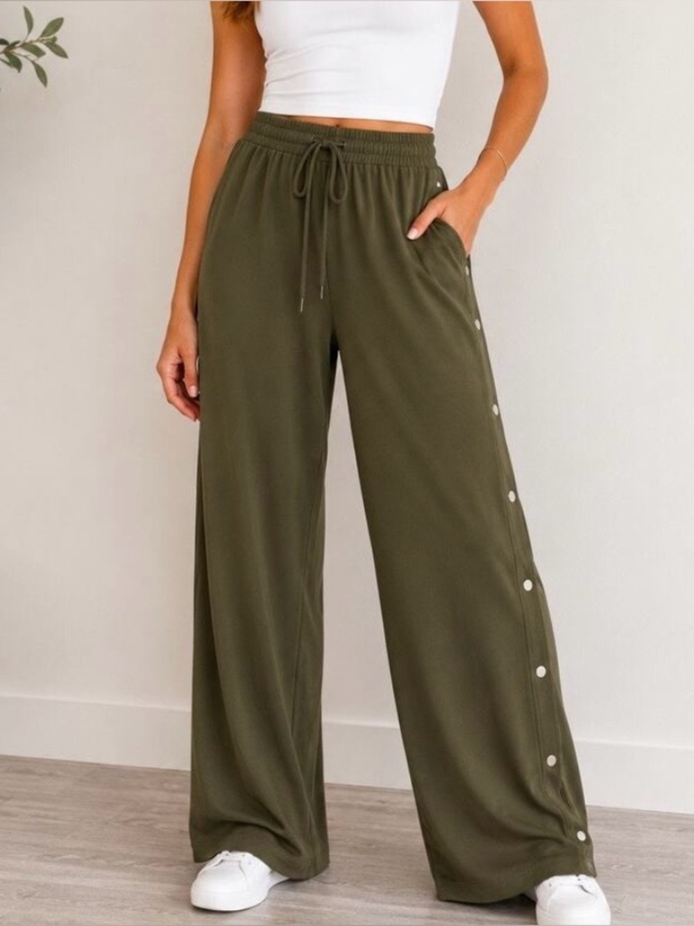 Athleta MVP MID RISE SNAP PANT, NWT, Olive, Med Petite